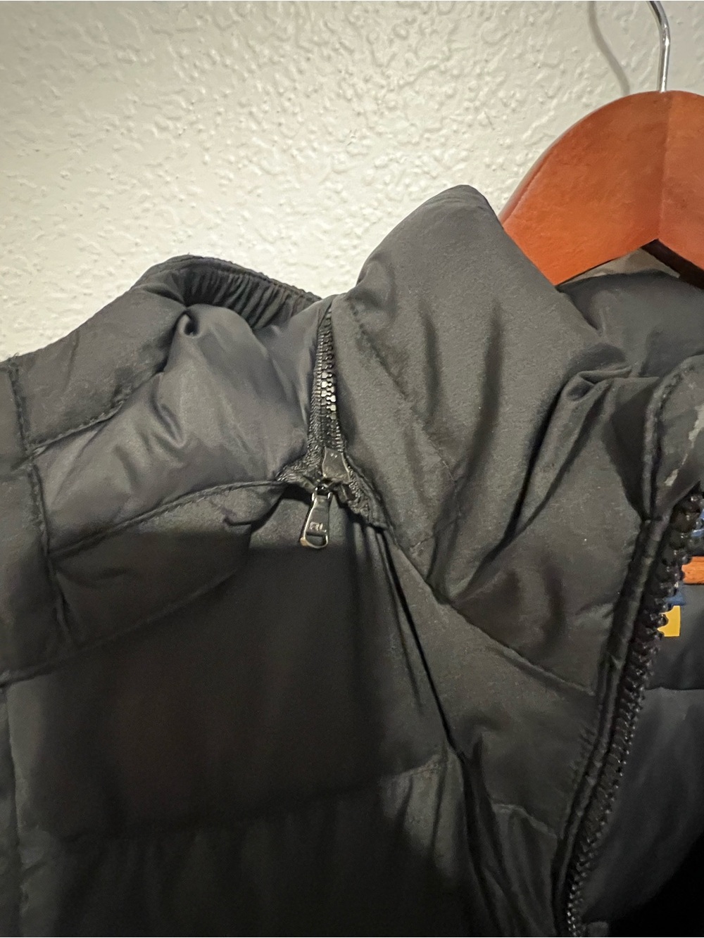 Boys Ralph Lauren Black Hooded Down Jacket. Size (10/12) - Picture 7 of 12